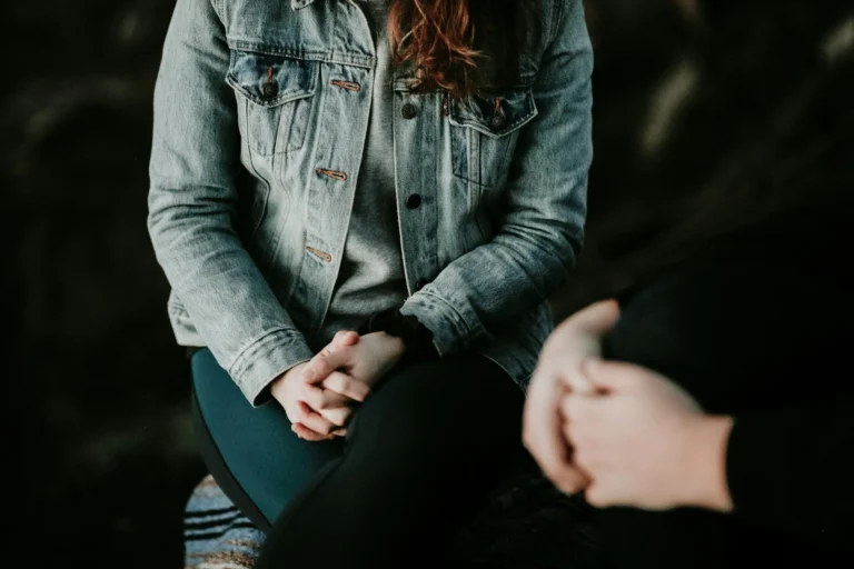 What Is Cognitive Behavioral Therapy? Why Identifying Thought Processes Is Important for Healing