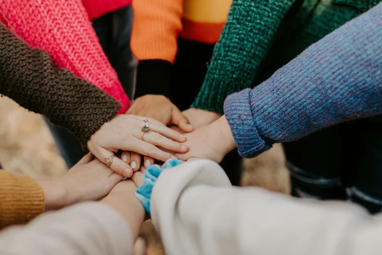 5 Benefits of Group Therapy — from Social Connection to Real-World Experience